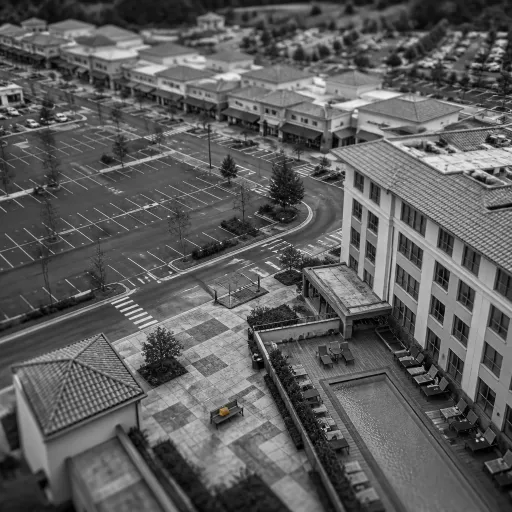 Outlet malls near San Francisco: how to pair hotel stays with premium shopping